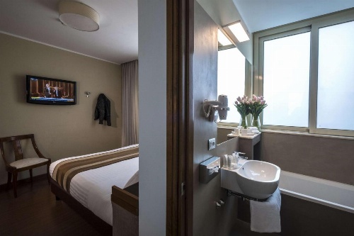 Best Western Hotel Piccadilly image 3